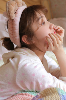 冷廷遇简夏在镜子做